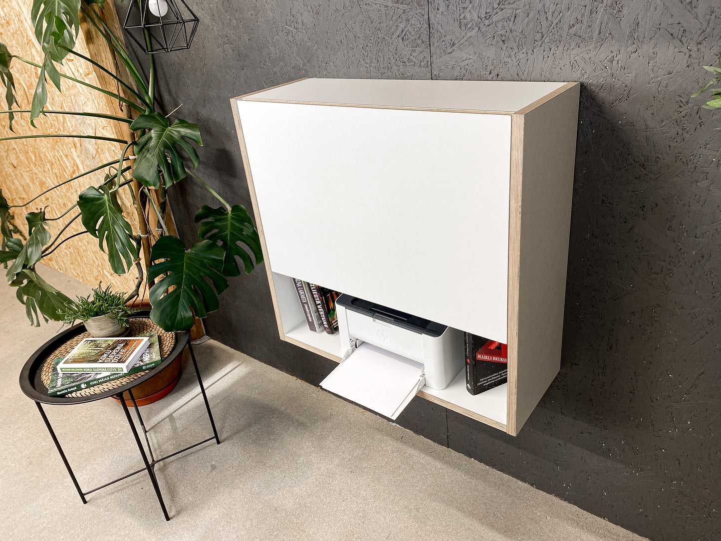 OFFICE DESK• Premium White