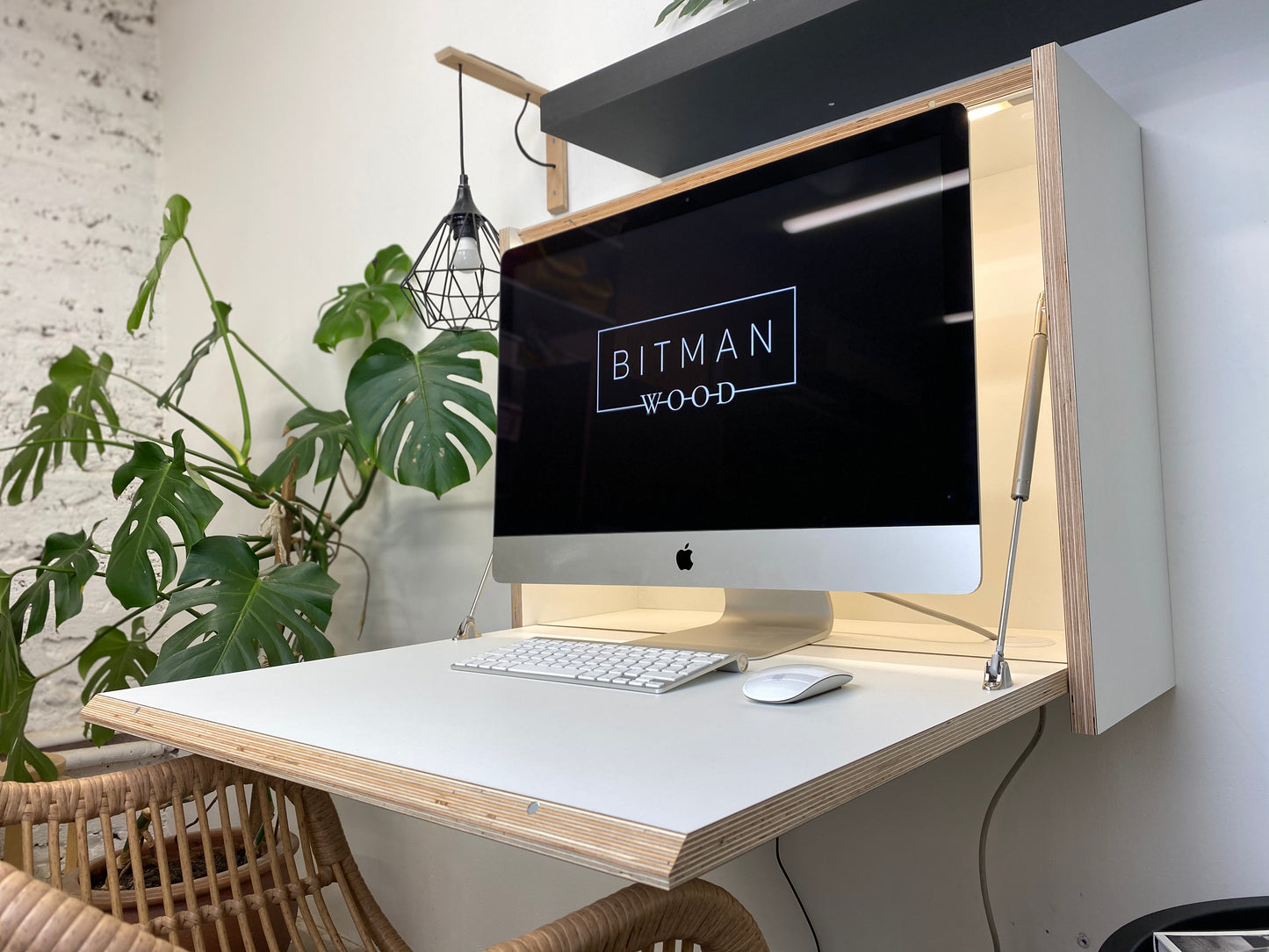 27” MONITOR DESK• Premium White