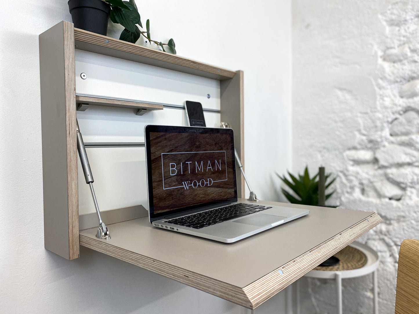 SMALL FOLDING DESK• Stone Grey U727