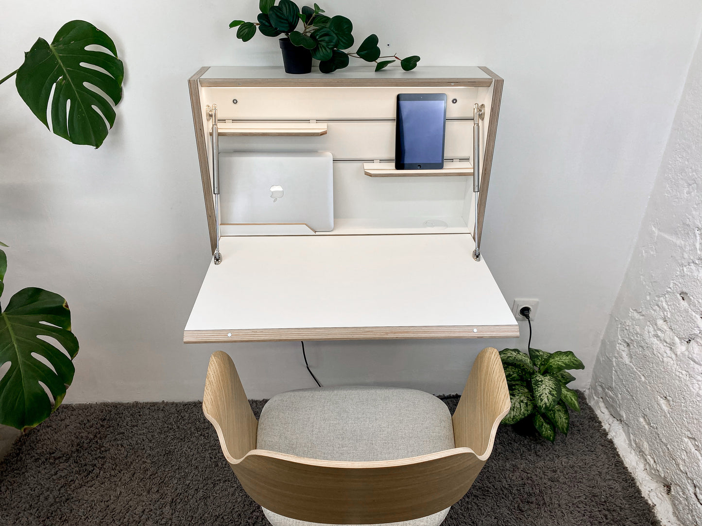 ORIGINAL FOLDING DESK• Premium White