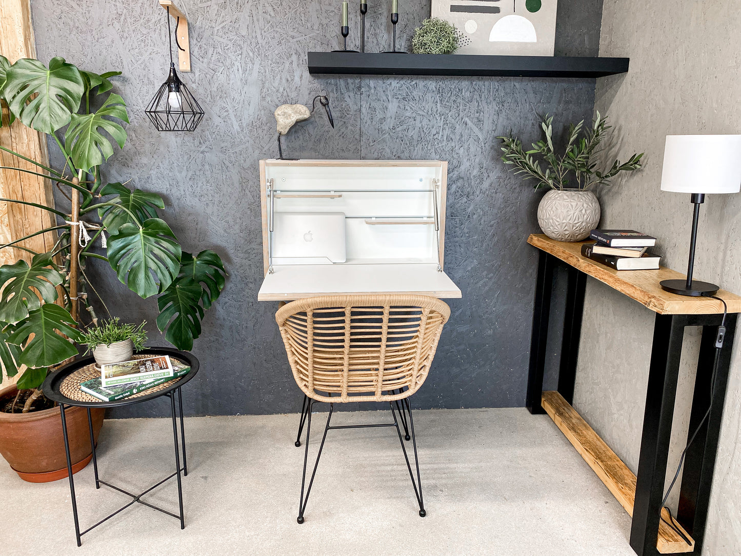 ORIGINAL FOLDING DESK• Premium White