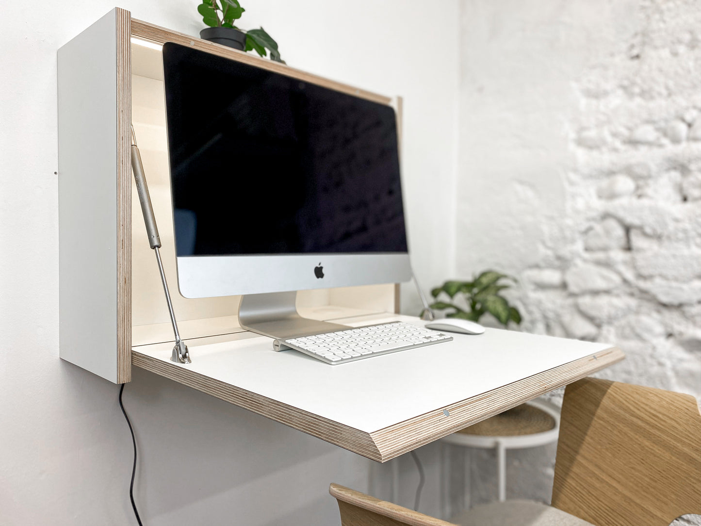 21.5" MONITOR DESK• Premium White