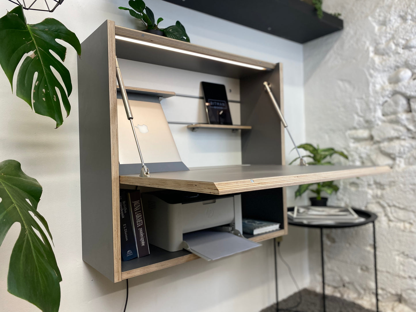 OFFICE DESK• Onyx Grey U960
