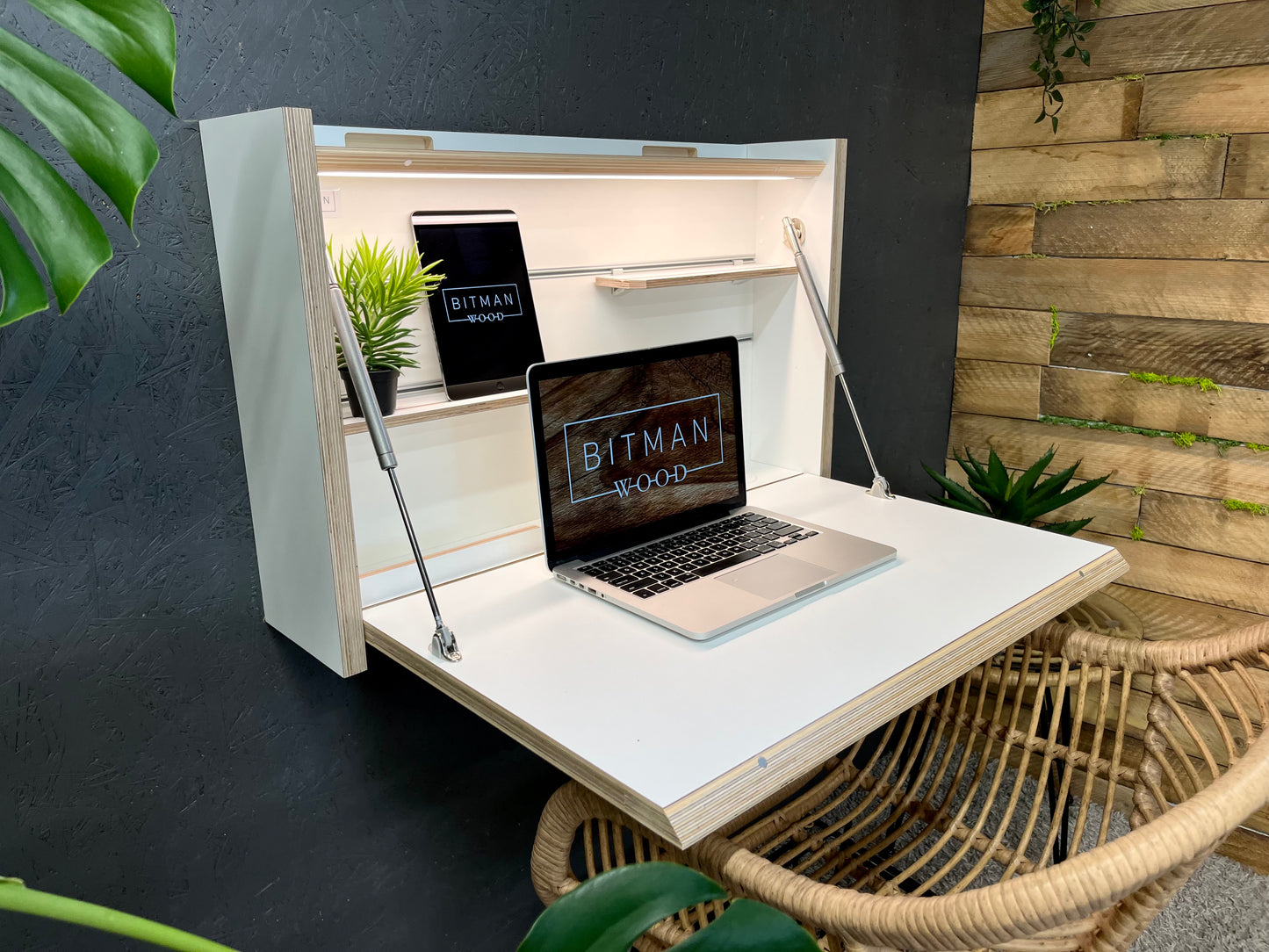 STANDING DESK• Premium White