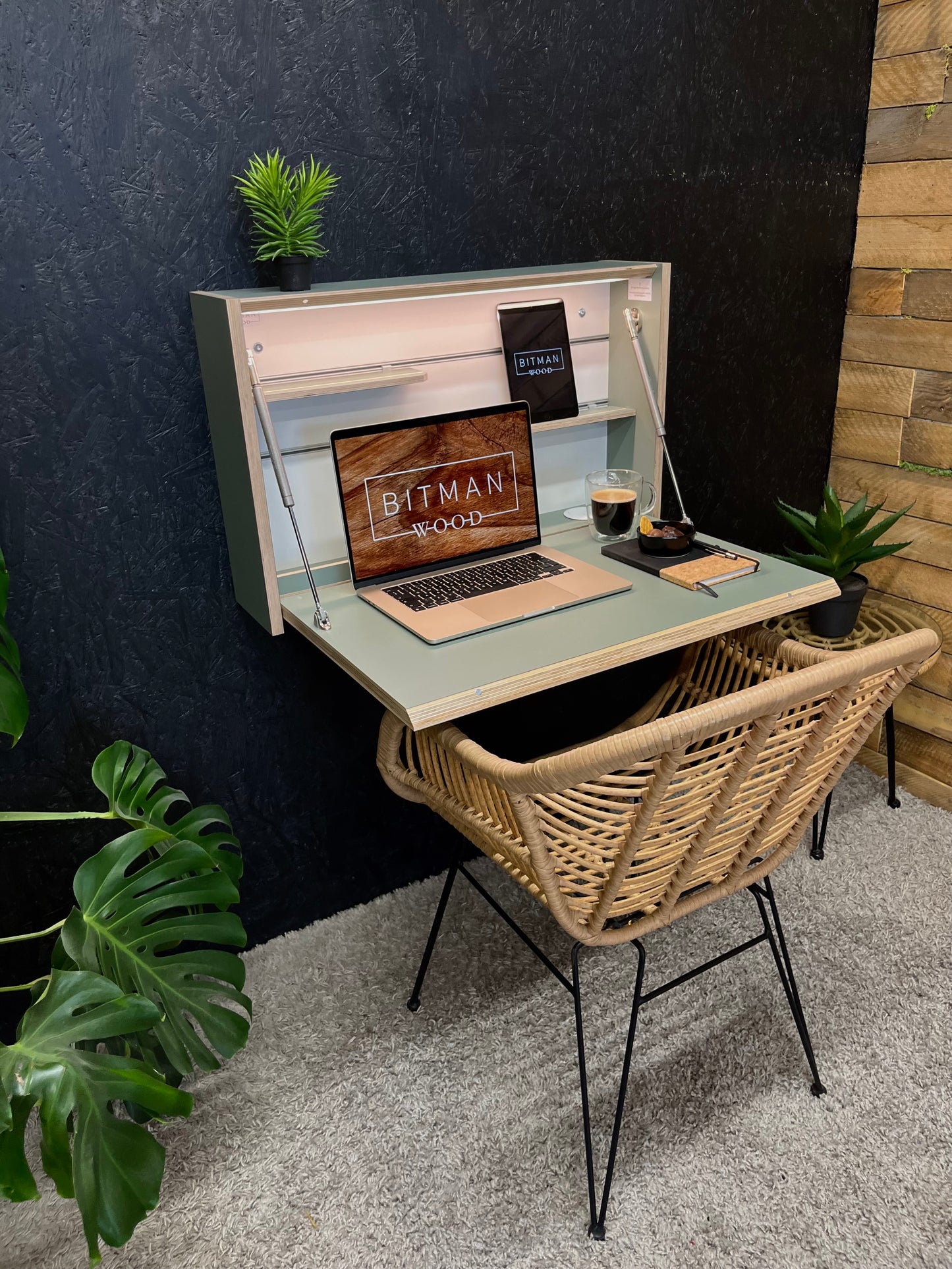 ORIGINAL FOLDING DESK• Reed Green U604