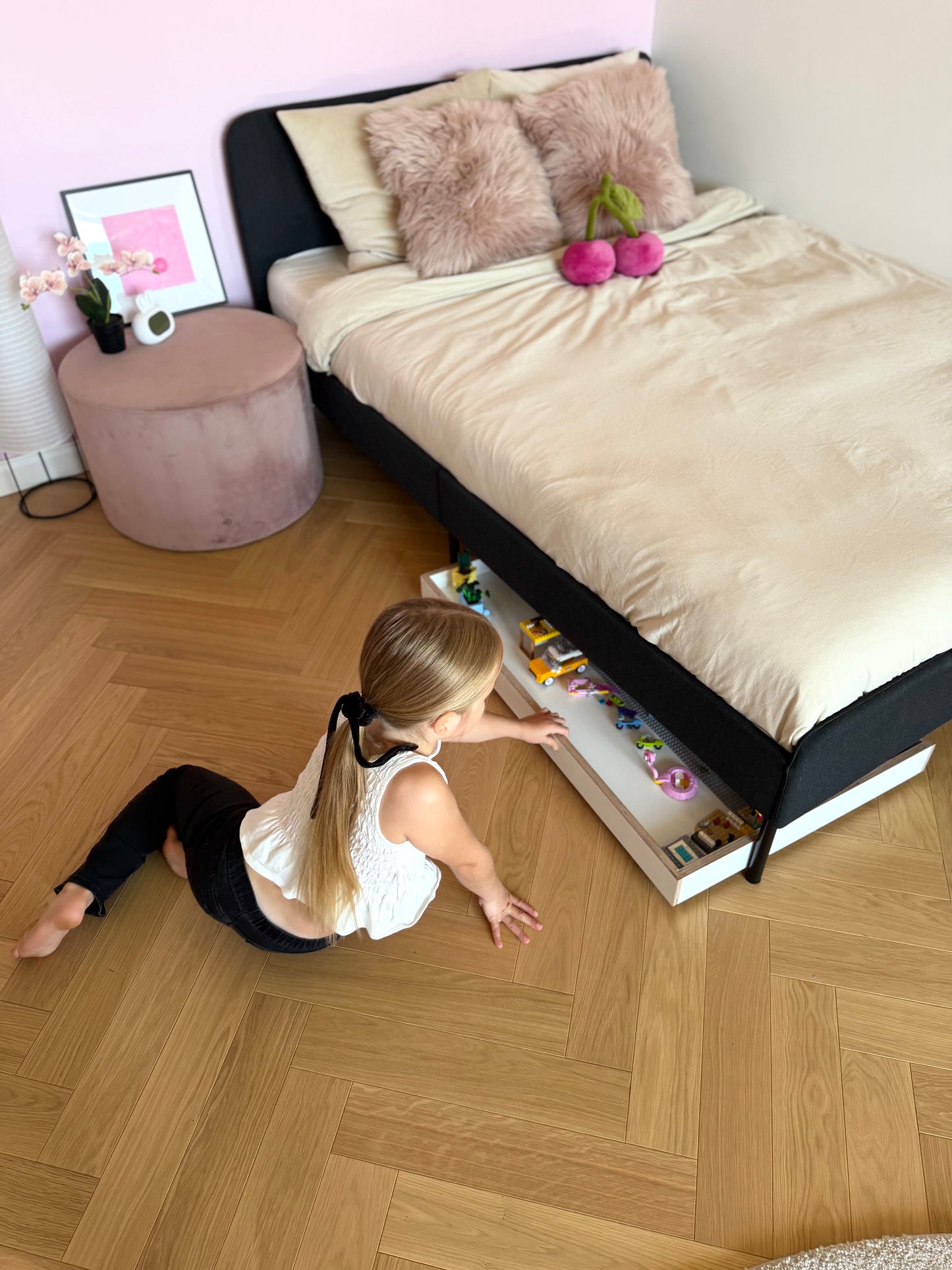 MOBILE PLAY TRAY• White