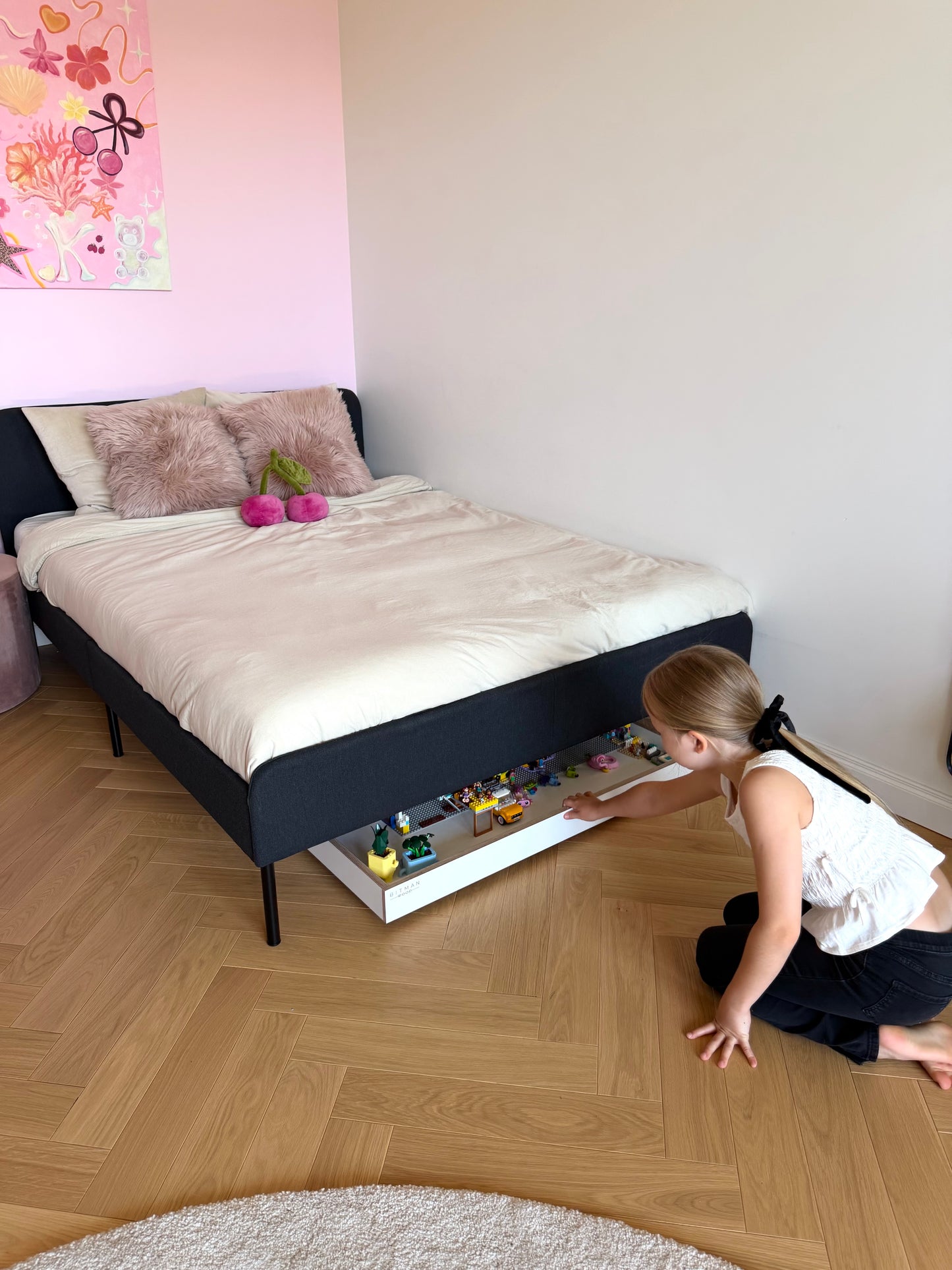 MOBILE PLAY TRAY• White