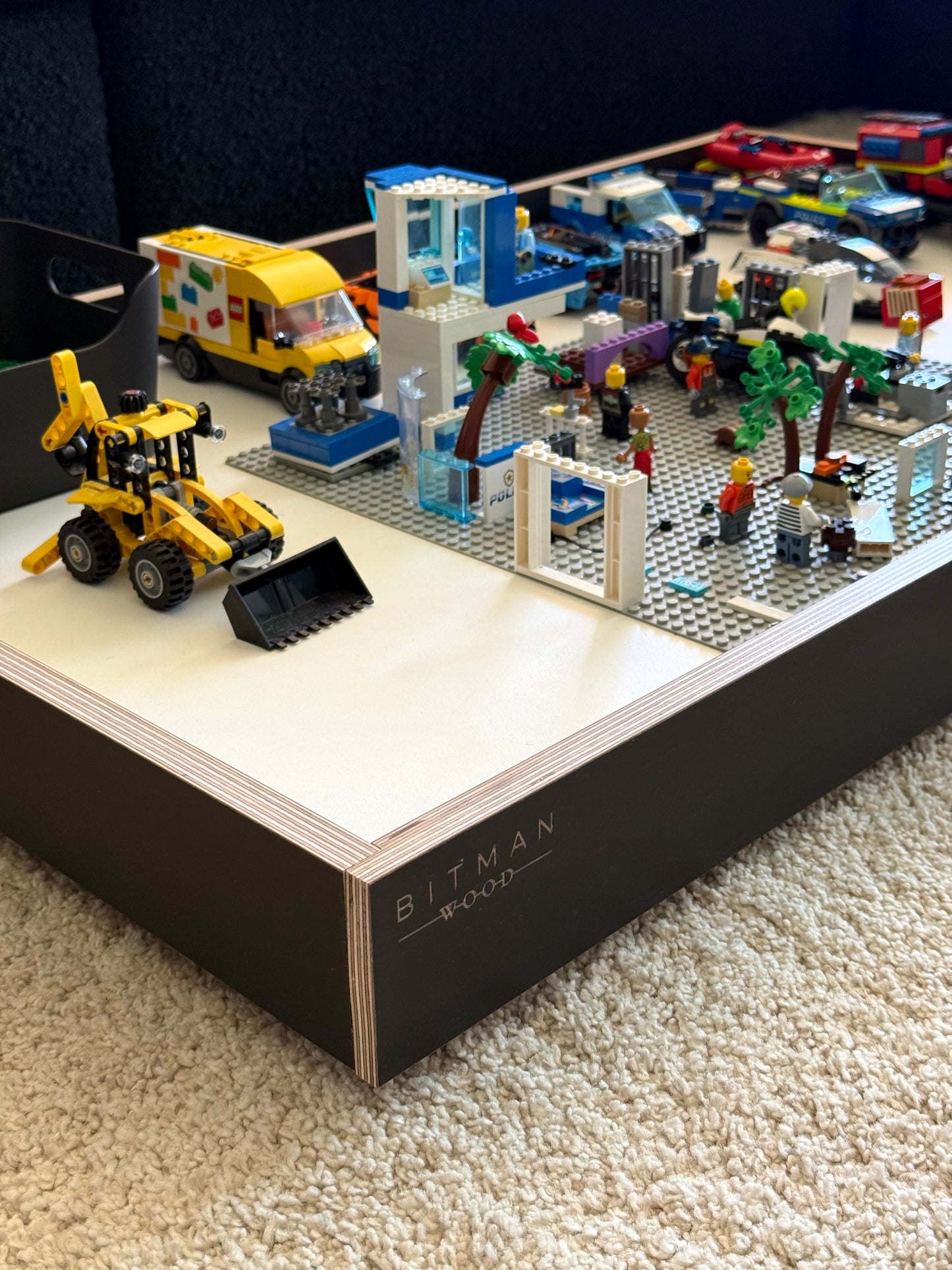 MOBILE PLAY TRAY• Black