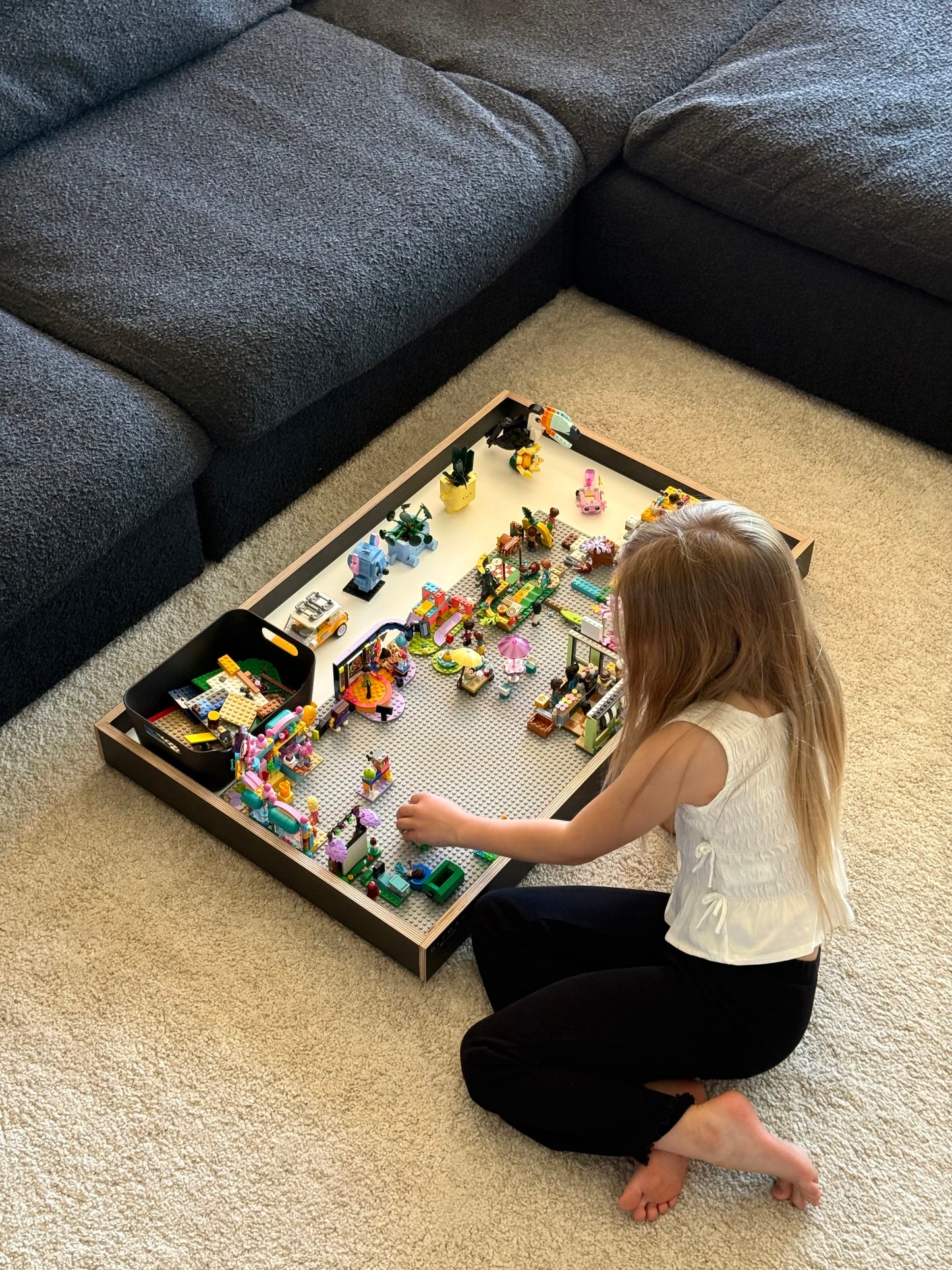 MOBILE PLAY TRAY• Black