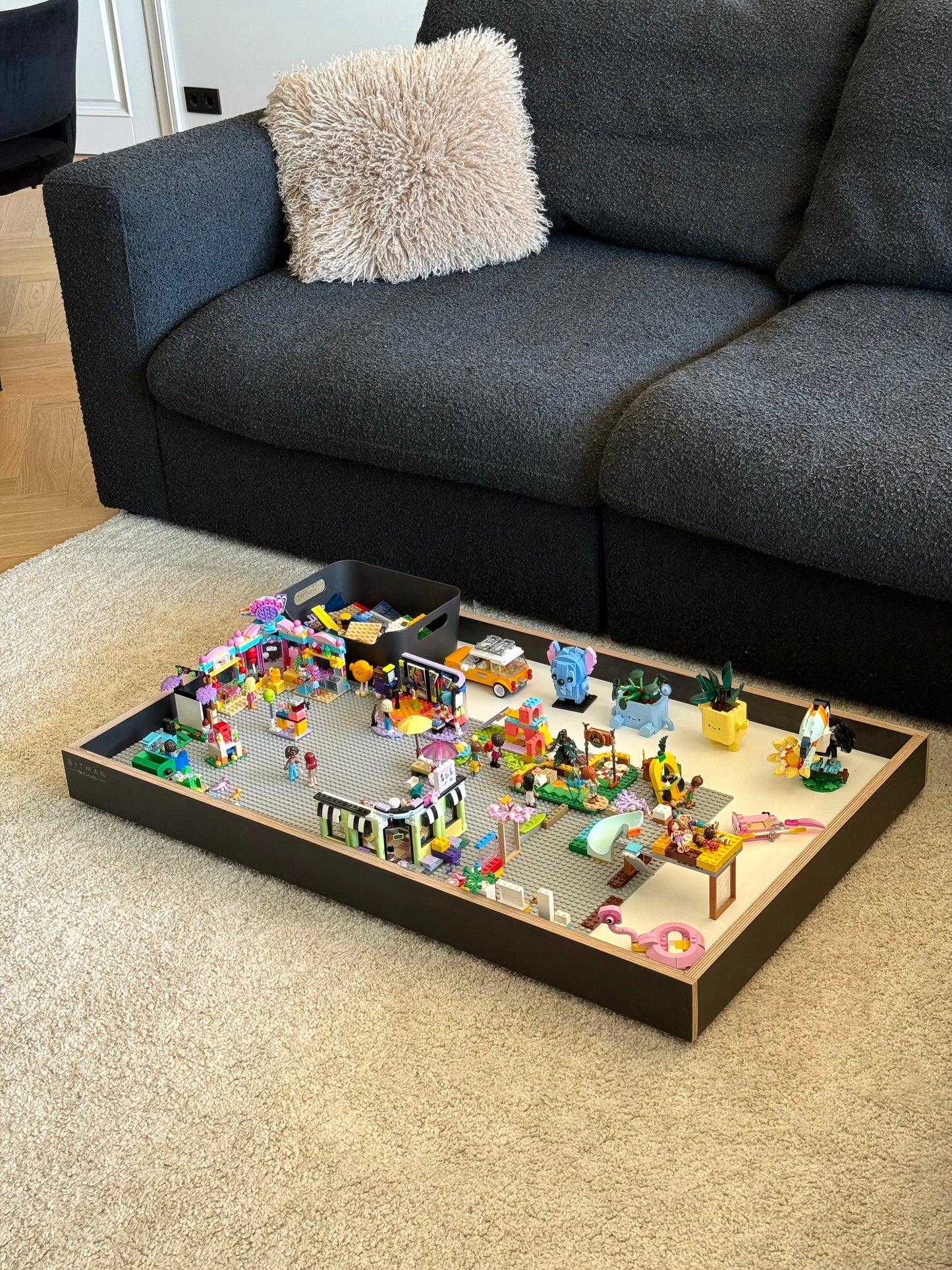 MOBILE PLAY TRAY• Black