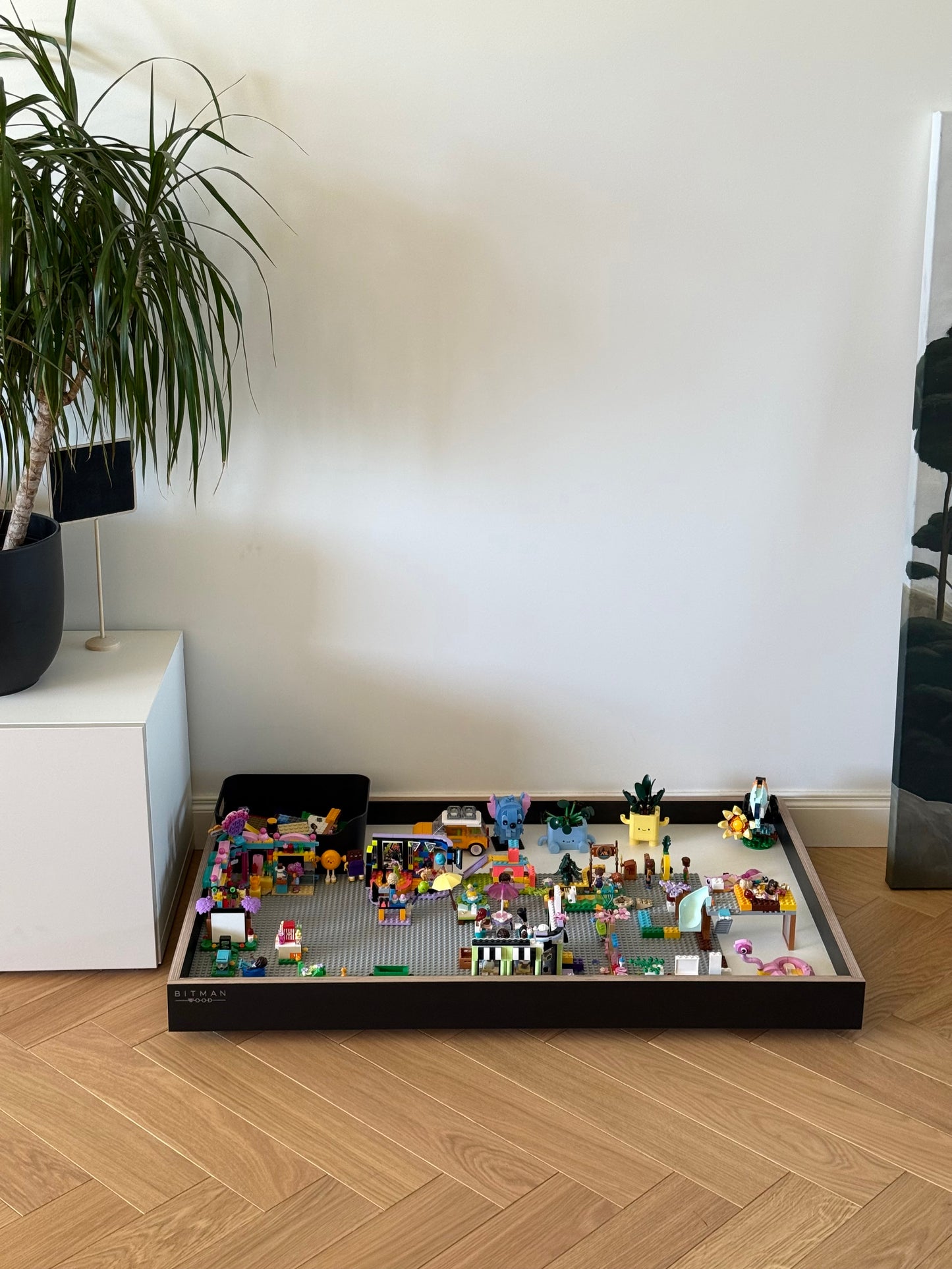 MOBILE PLAY TRAY• Black