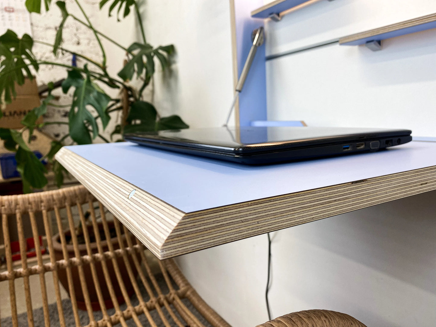 SMALL FOLDING DESK• Denim Blue