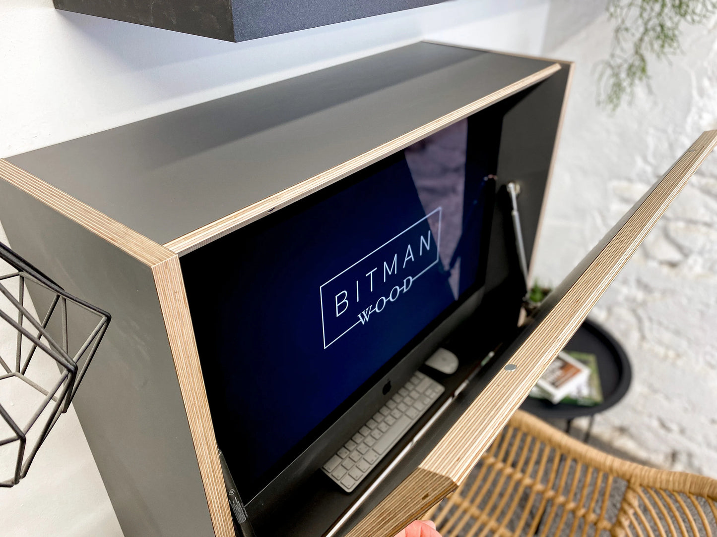 27” MONITOR DESK• Onyx Grey