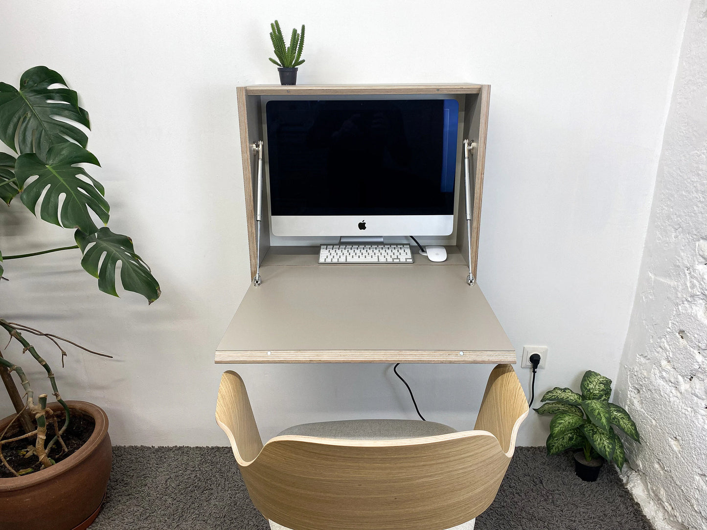 24” MONITOR DESK• Stone Grey