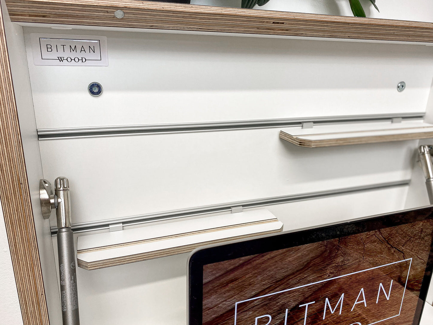 SMALL FOLDING DESK• White