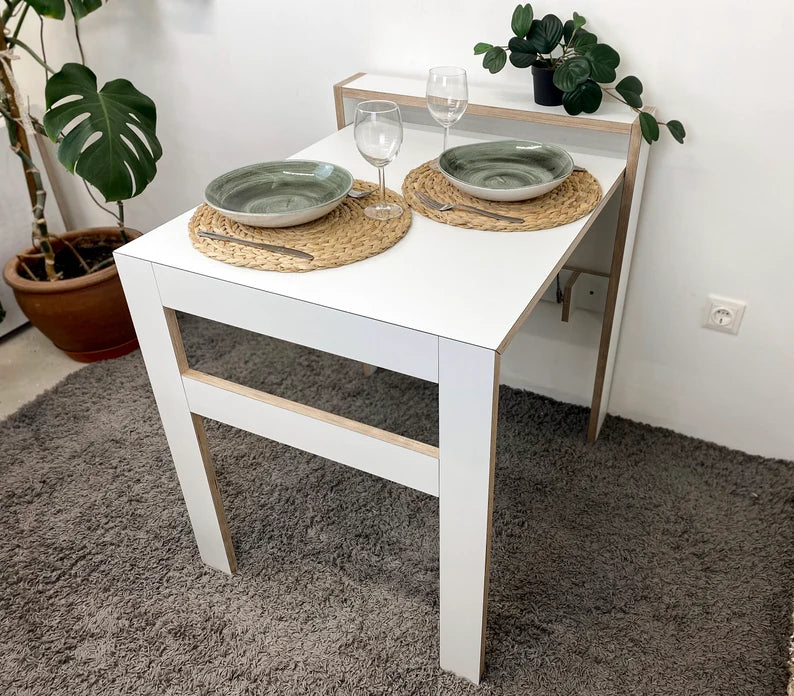 DINING TABLE• Premium White