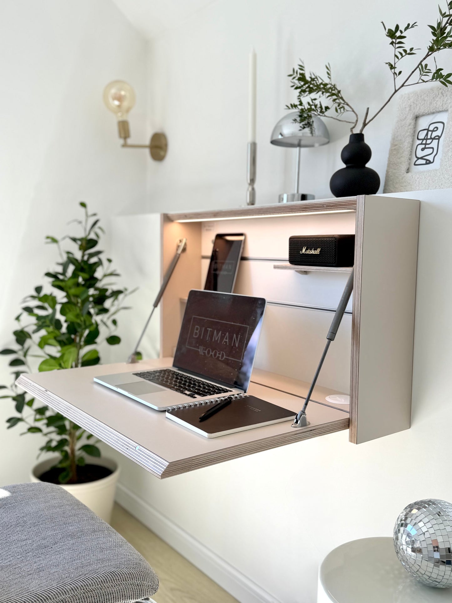 ORIGINAL FOLDING DESK• Sand Beige