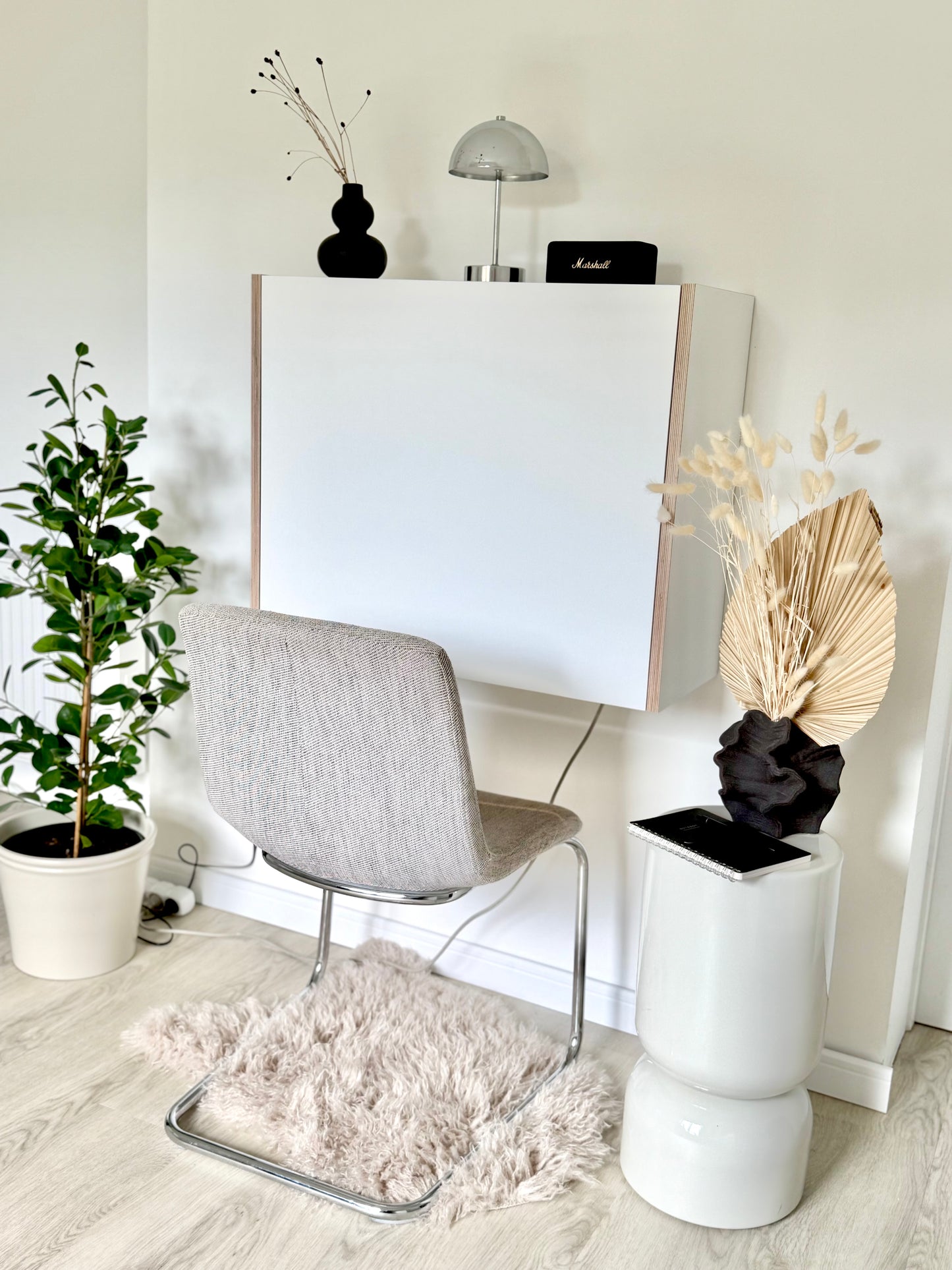 27" MONITOR DESK• White Wall Mounted Fold Down Office Space Saving Workstation with Led