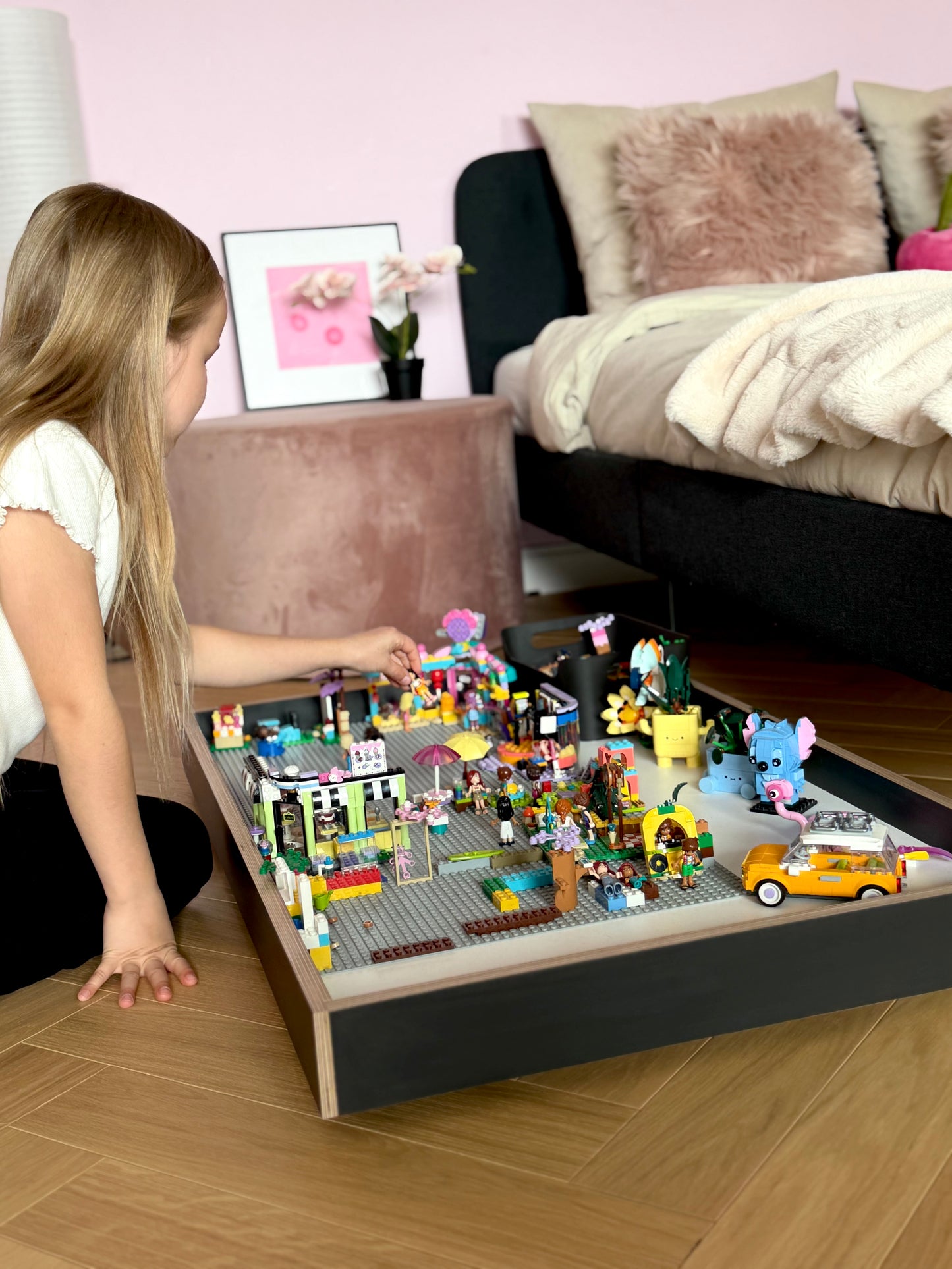 MOBILE PLAY TRAY• Black