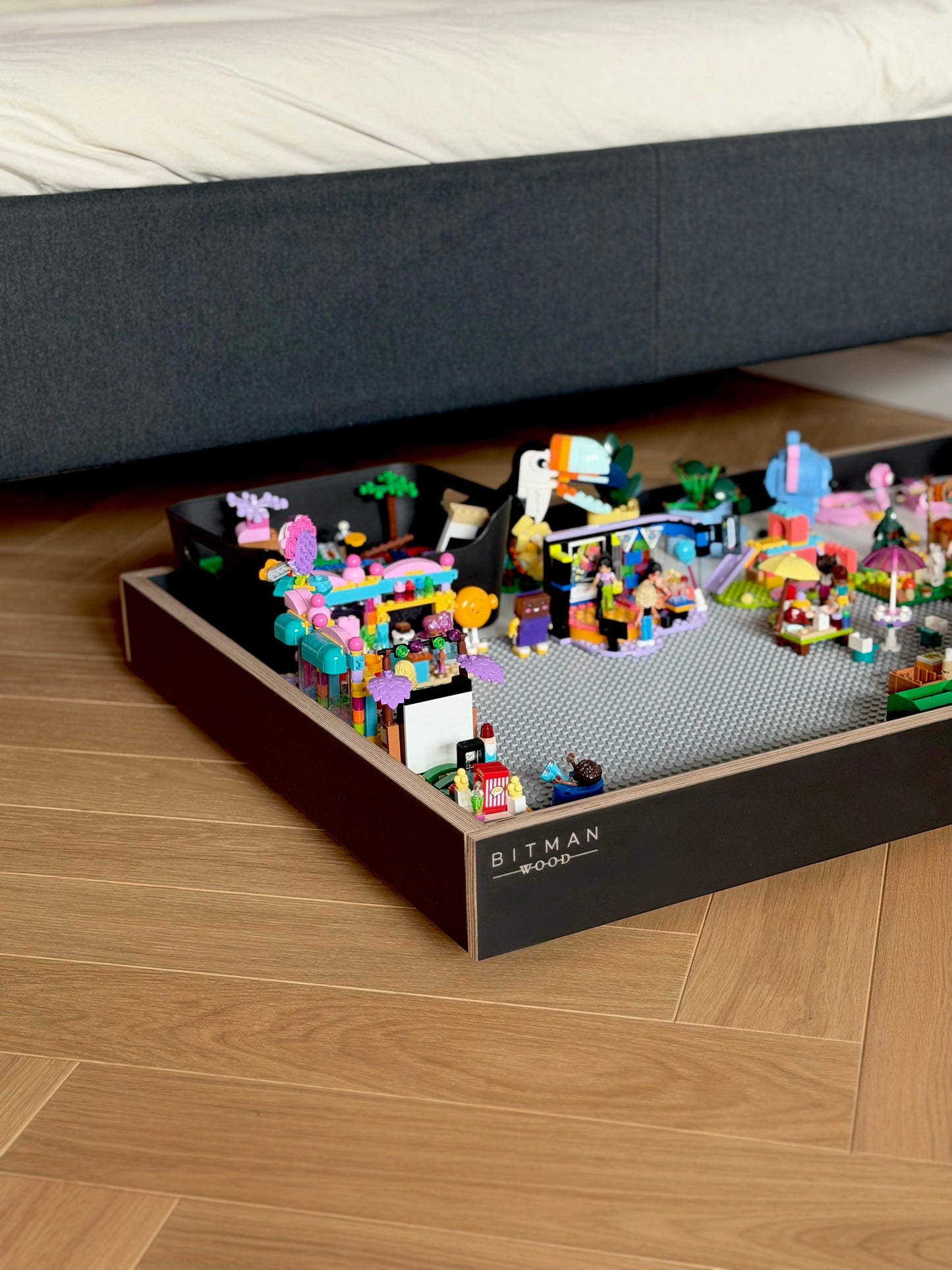 MOBILE PLAY TRAY• Black