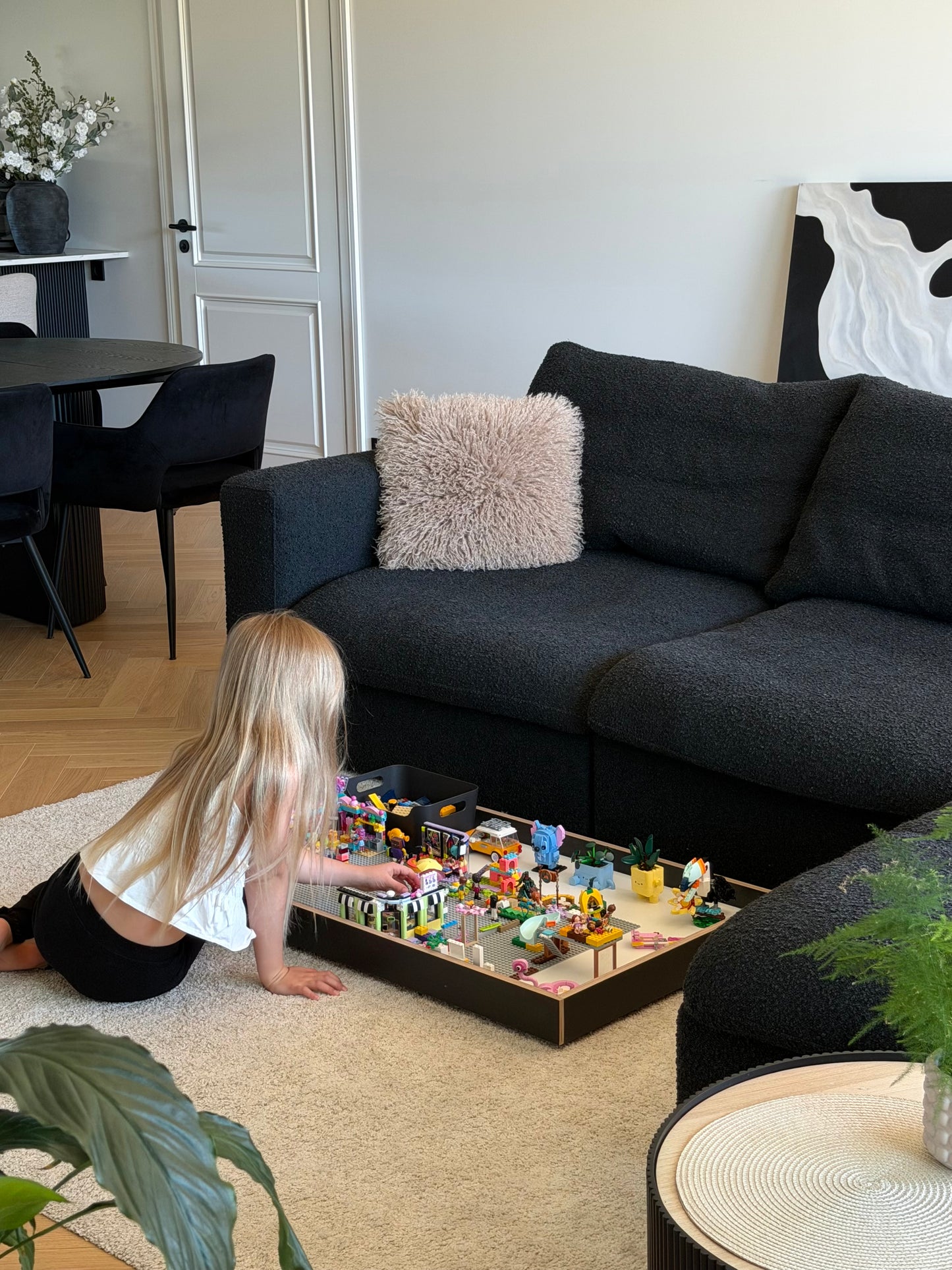MOBILE PLAY TRAY• Black