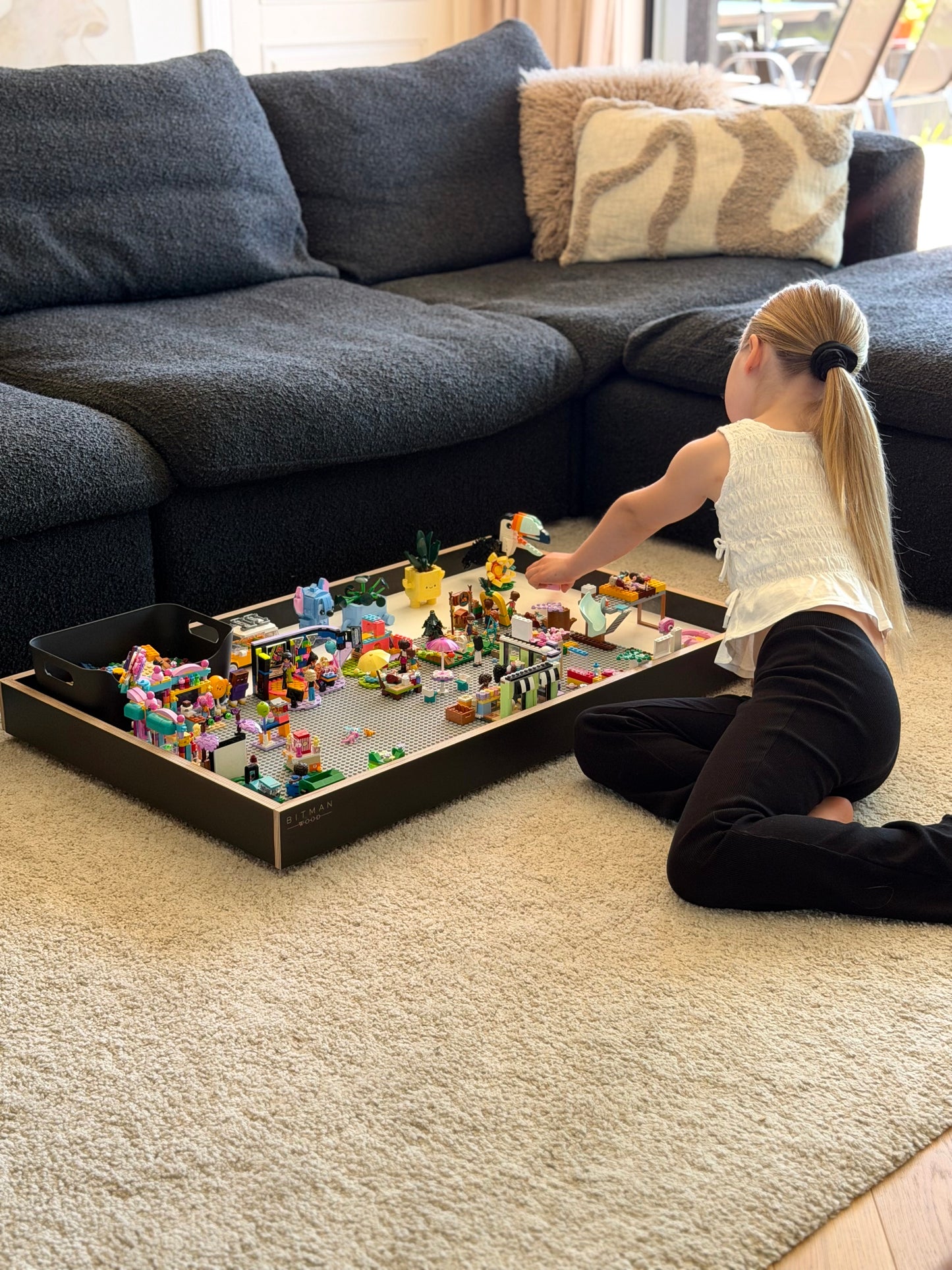MOBILE PLAY TRAY• Black